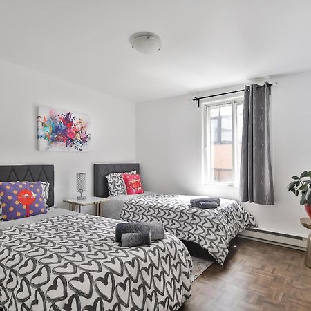 Free Parking And Central Location Montreal Luaran gambar