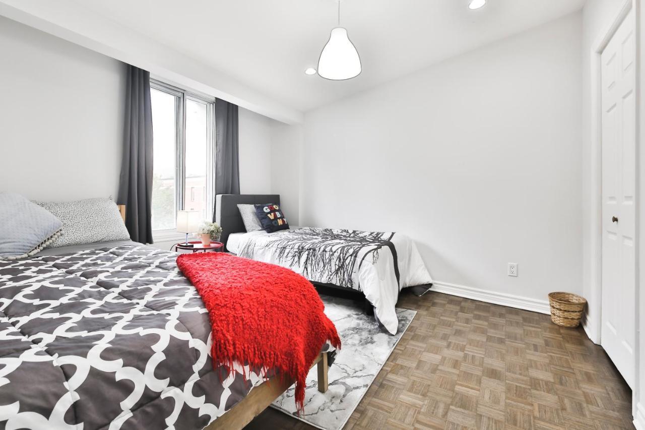 Free Parking And Central Location Montreal Luaran gambar