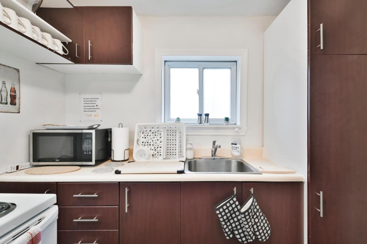 Free Parking And Central Location Montreal Luaran gambar