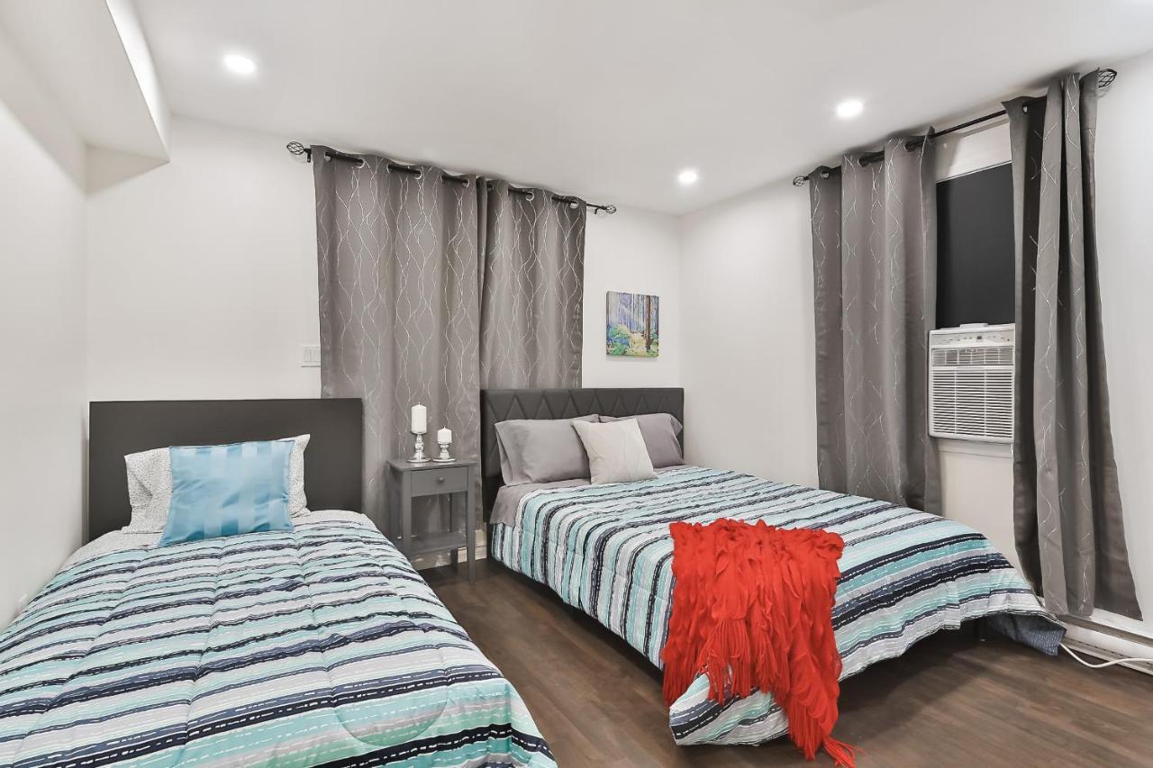 Free Parking And Central Location Montreal Luaran gambar