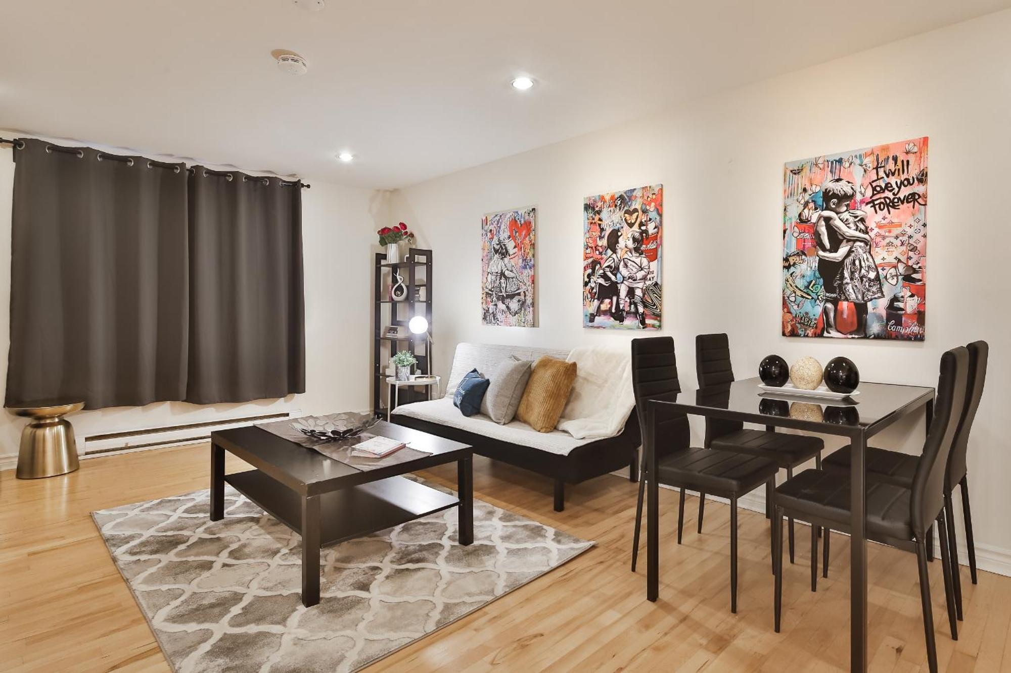 Free Parking And Central Location Montreal Luaran gambar